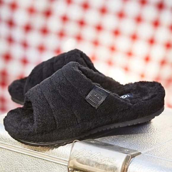 UGG Other - UGG Men's Fluff You Slippers